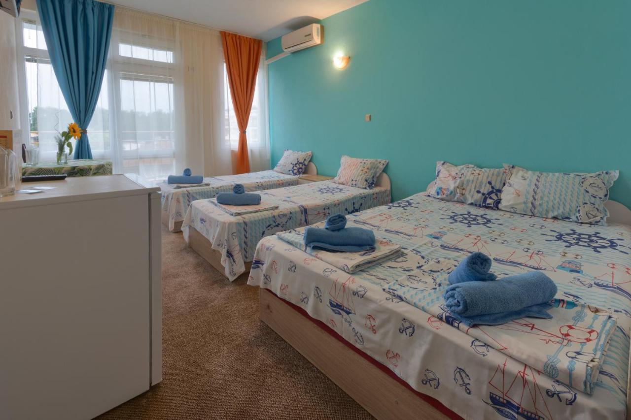 Kazlarov Guest House Kiten  Exterior foto